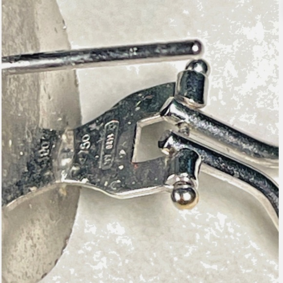 Florentine Finish Large Button Studs With Clip 18 K Gold by Carolina Bucci - Picture 7 of 8